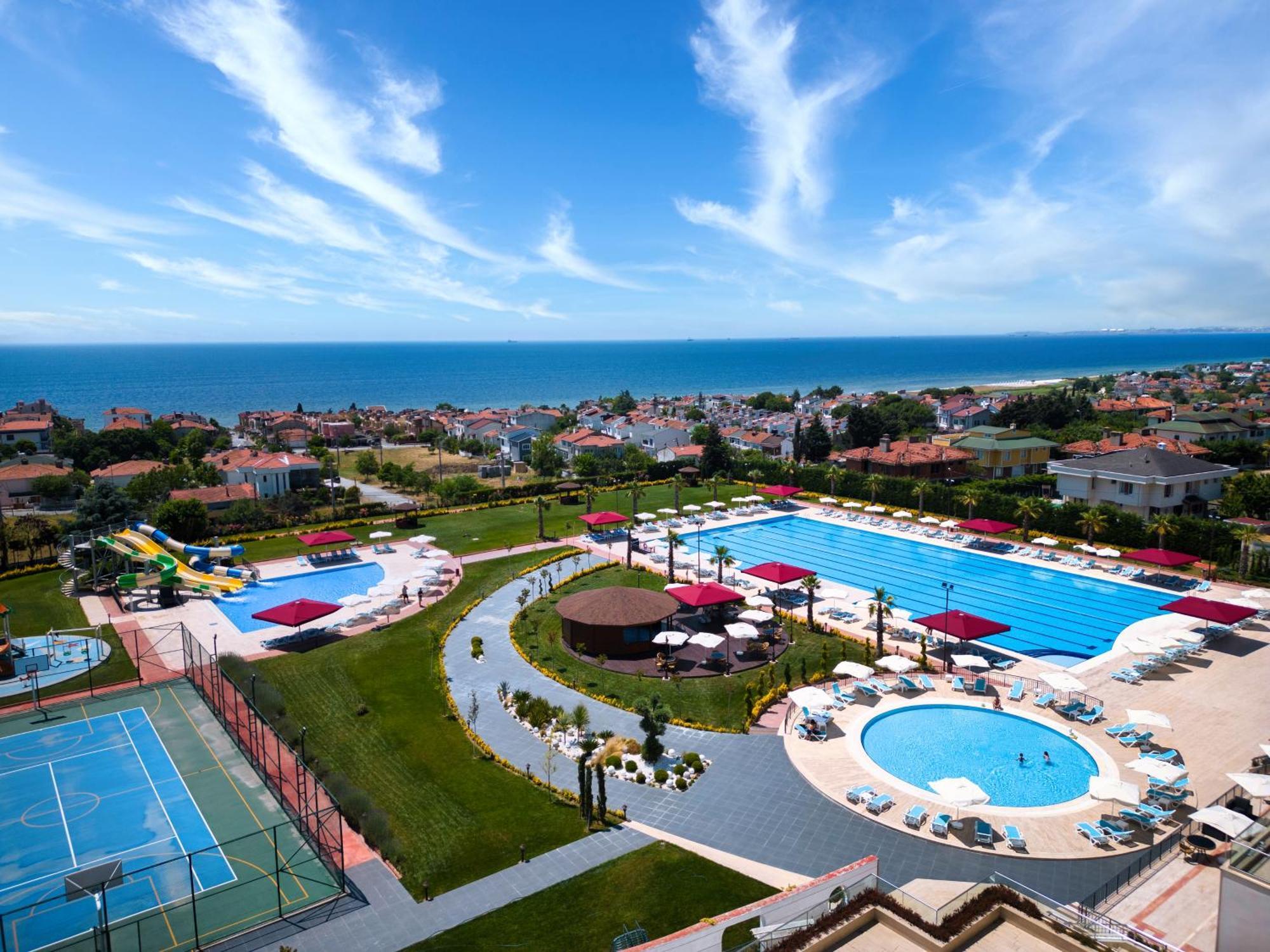 Ramada Plaza By Wyndham Silivri Hotel Exterior foto