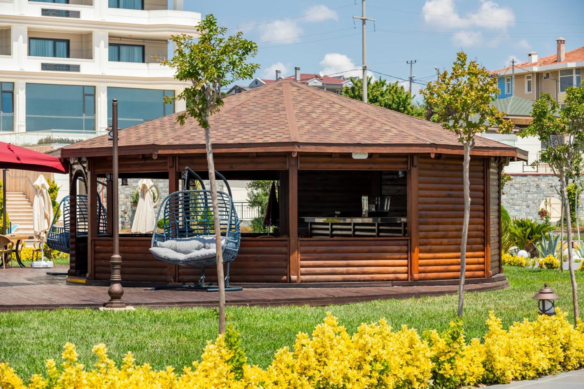 Ramada Plaza By Wyndham Silivri Hotel Exterior foto