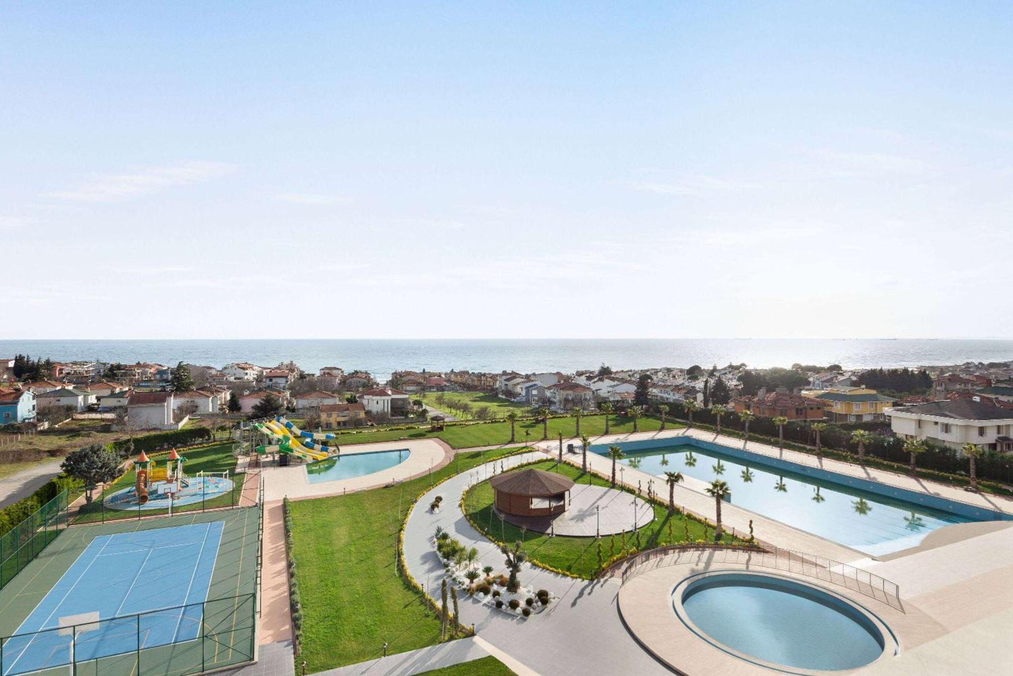 Ramada Plaza By Wyndham Silivri Hotel Exterior foto