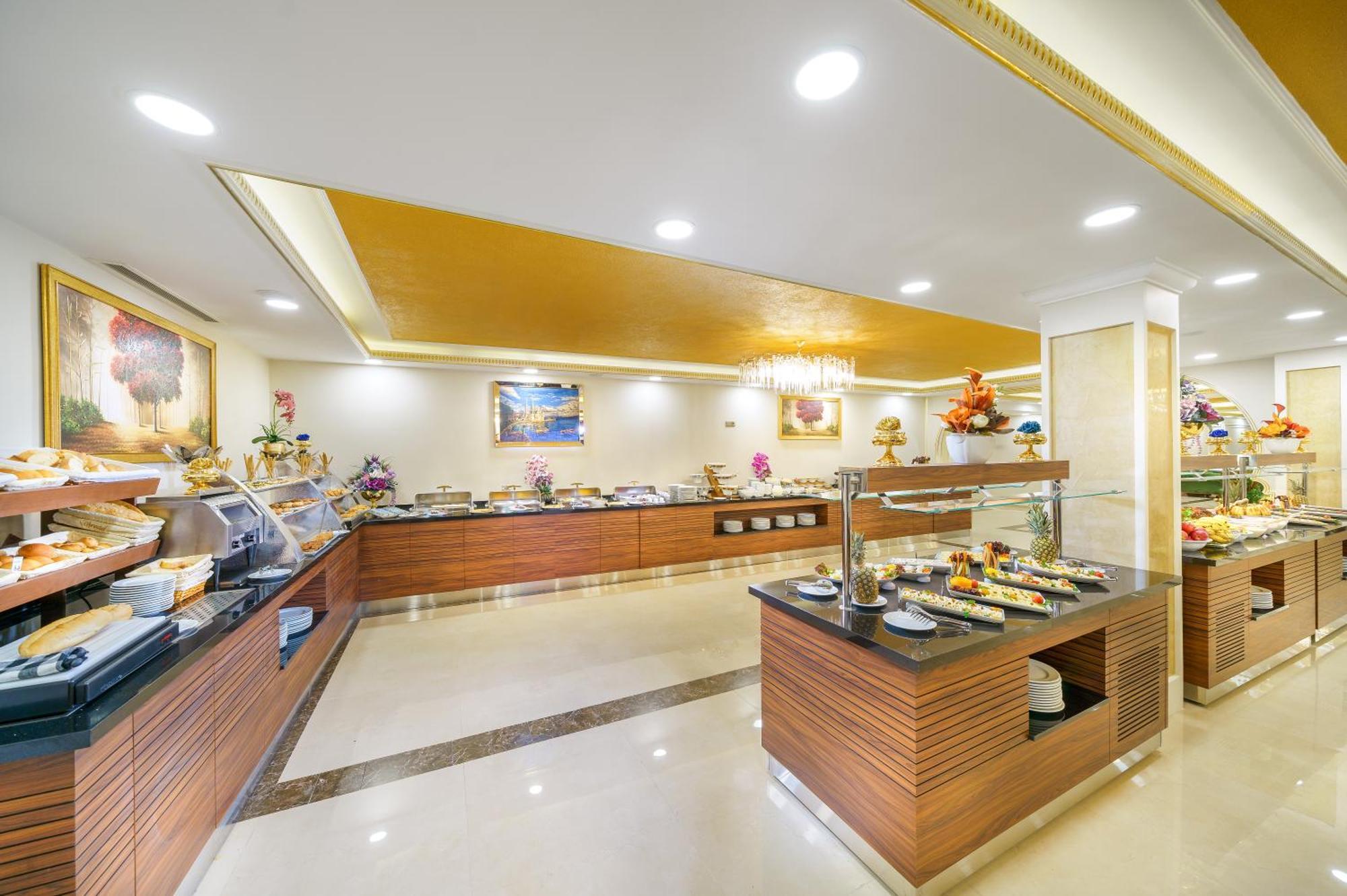 Ramada Plaza By Wyndham Silivri Hotel Exterior foto